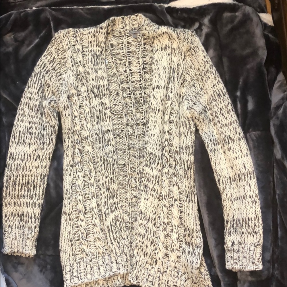 Cardigan sweater